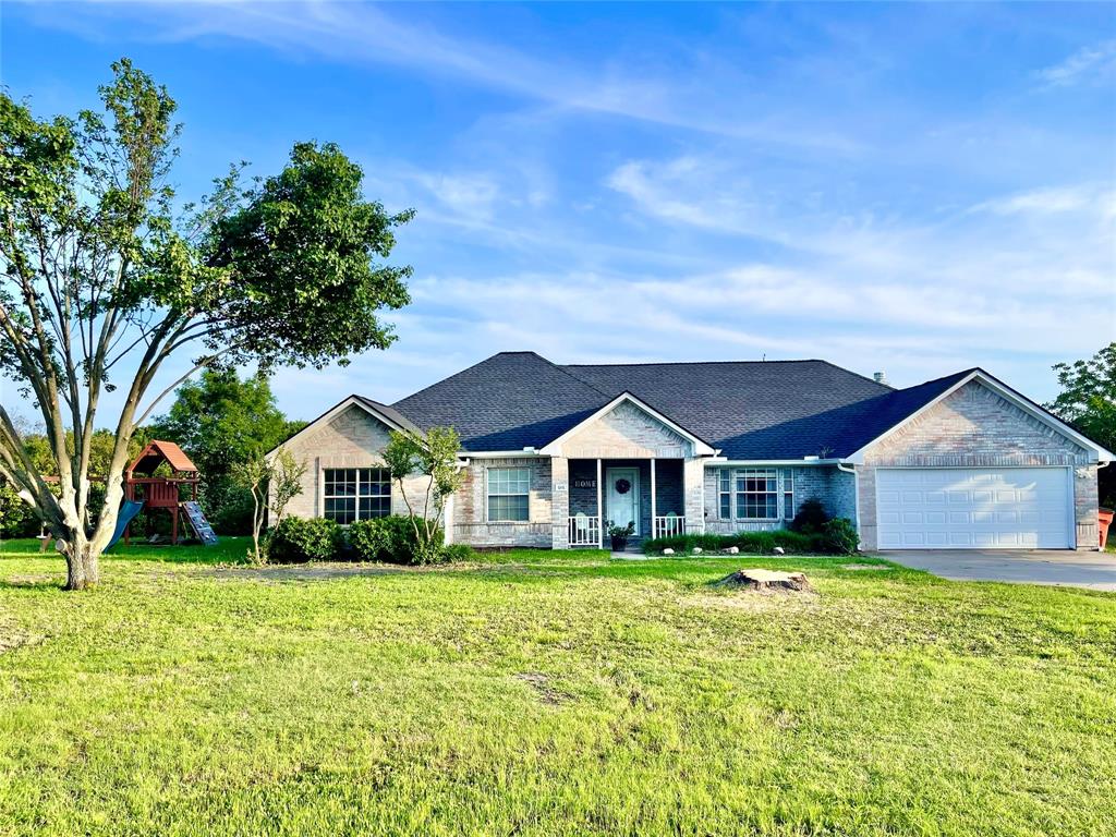 515 Meadow Drive Property Photo 1