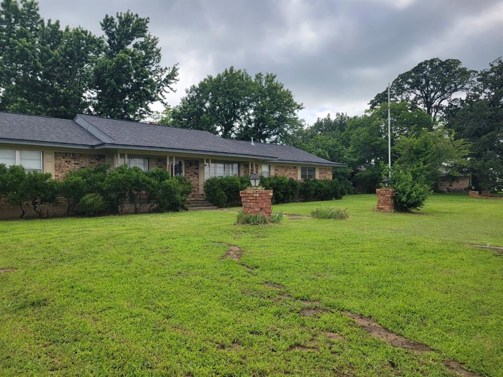 316 Charlie Drive Property Photo 1