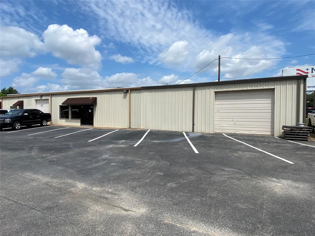 13306 State Highway 110 100 & 200 Property Photo 2