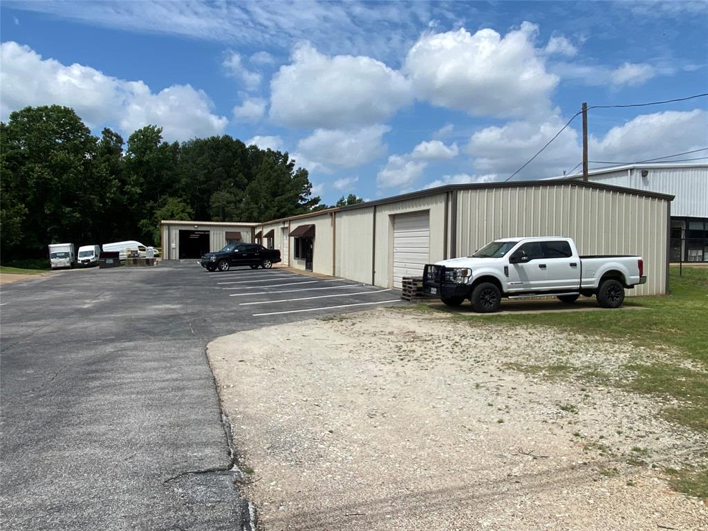 13306 State Highway 110 100 & 200 Property Photo 3
