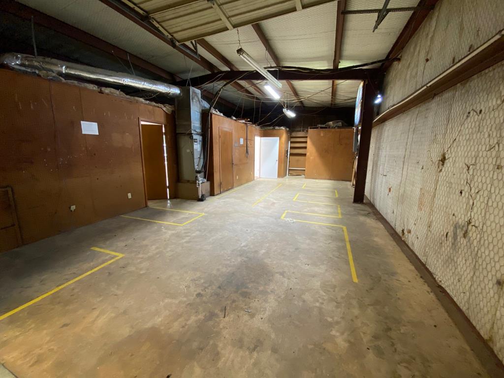 13306 State Highway 110 100 & 200 Property Photo 17