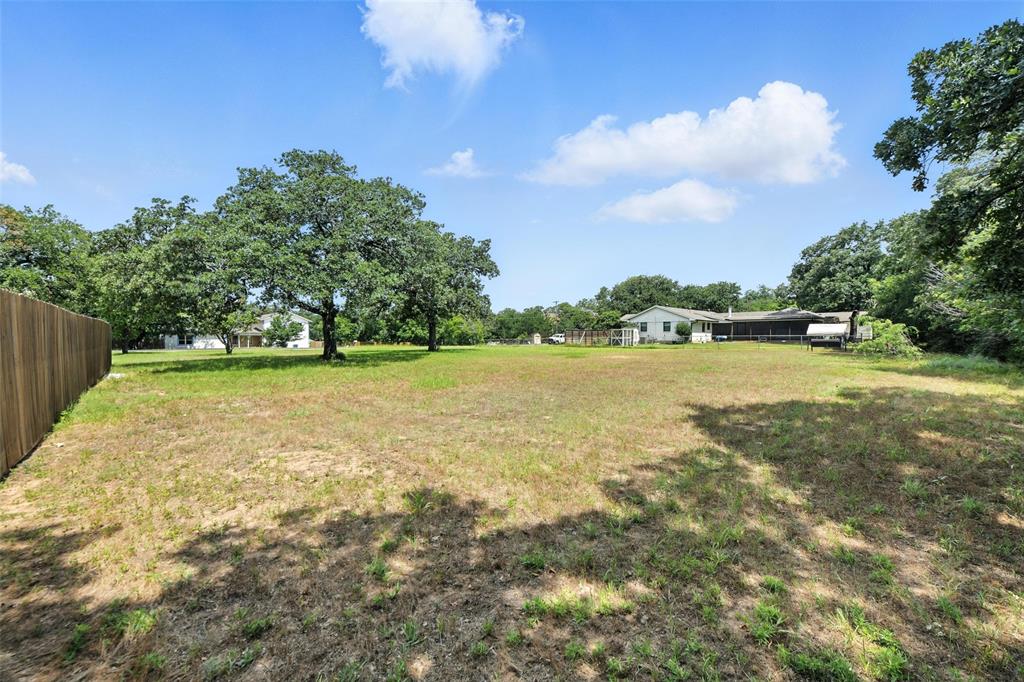 308 Lone Tree Lane Property Photo 9