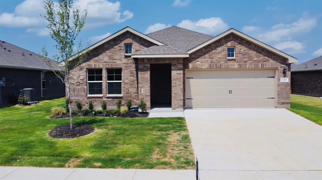 380 WILDROSE Circle Property Photo 1