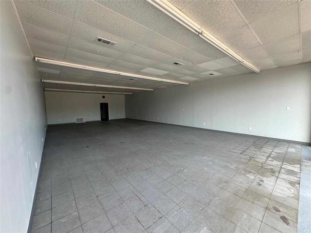 323 Fm-1713 Property Photo 5