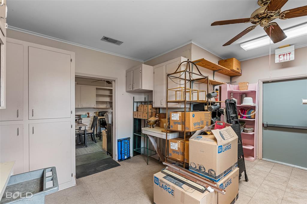 210 Murrell Street Property Photo 23