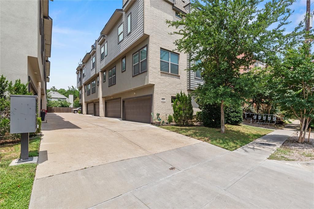 5909 Ross Avenue 2 Property Photo 2