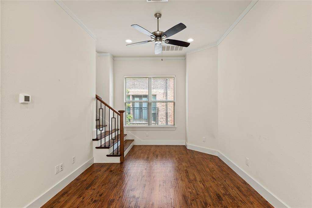 5909 Ross Avenue 2 Property Photo 15