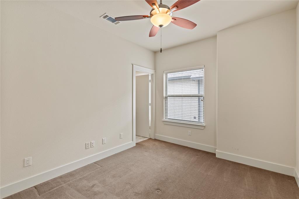 5909 Ross Avenue 2 Property Photo 18