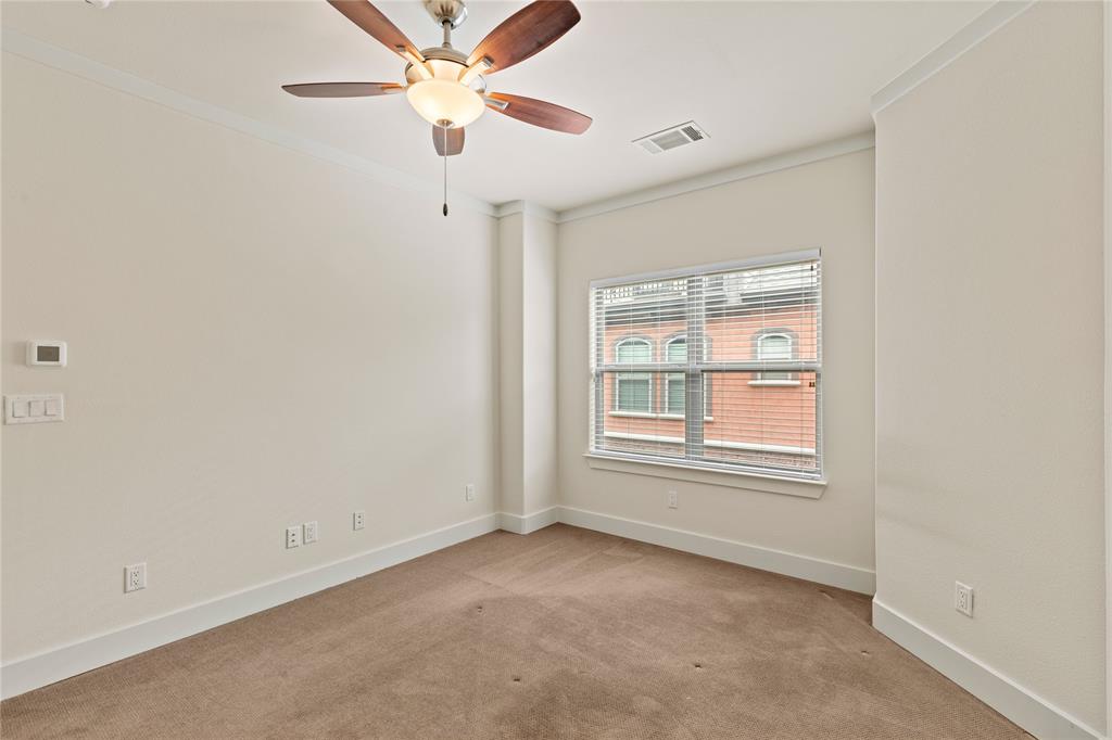 5909 Ross Avenue 2 Property Photo 22