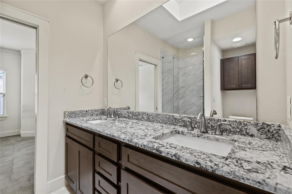 5909 Ross Avenue 2 Property Photo 26