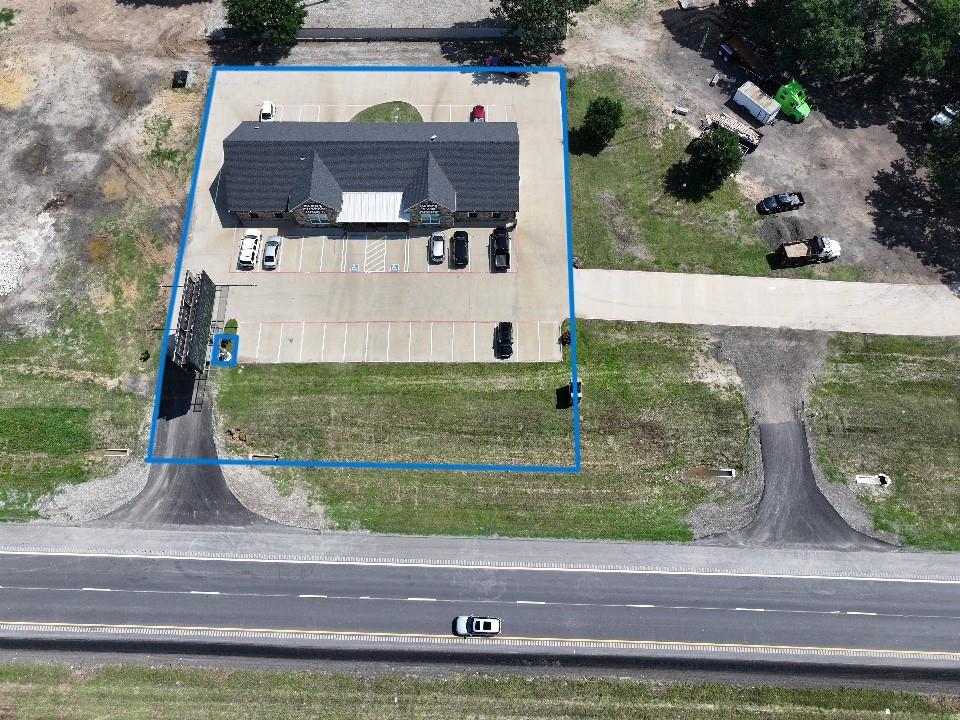 15821 Highway 175 Property Photo 7