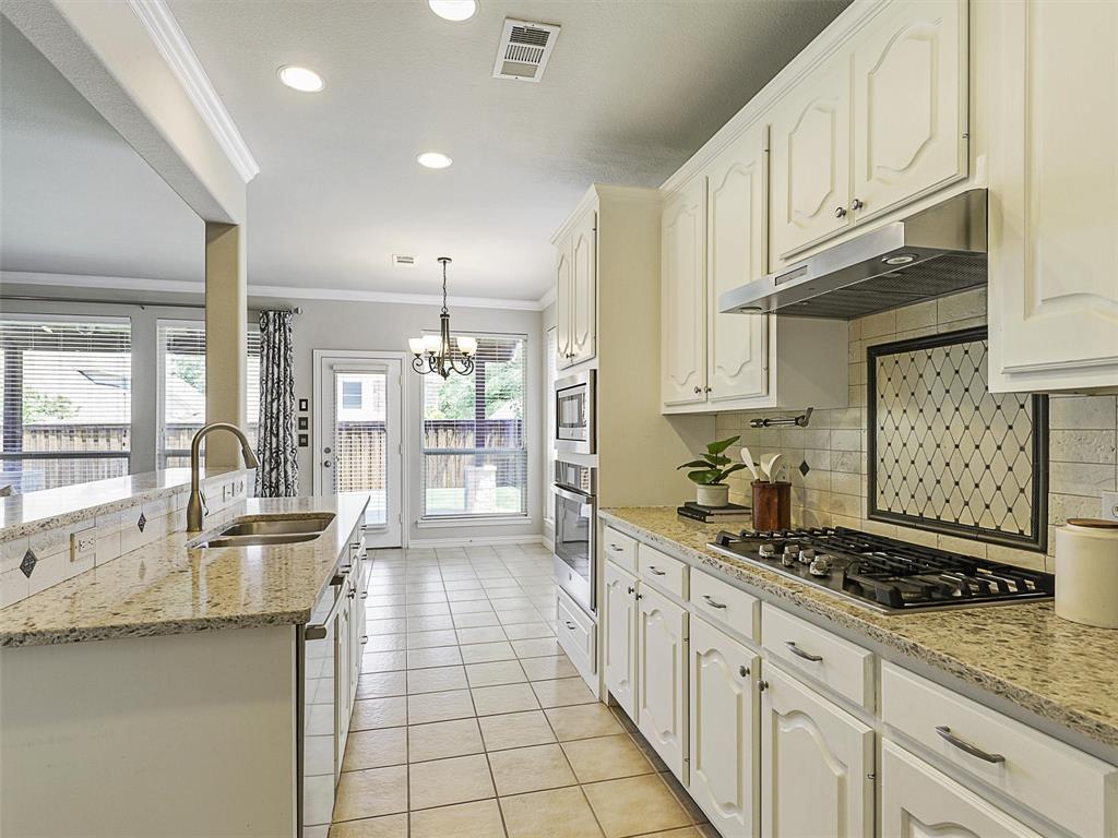 8612 Irwin Court Property Photo 13