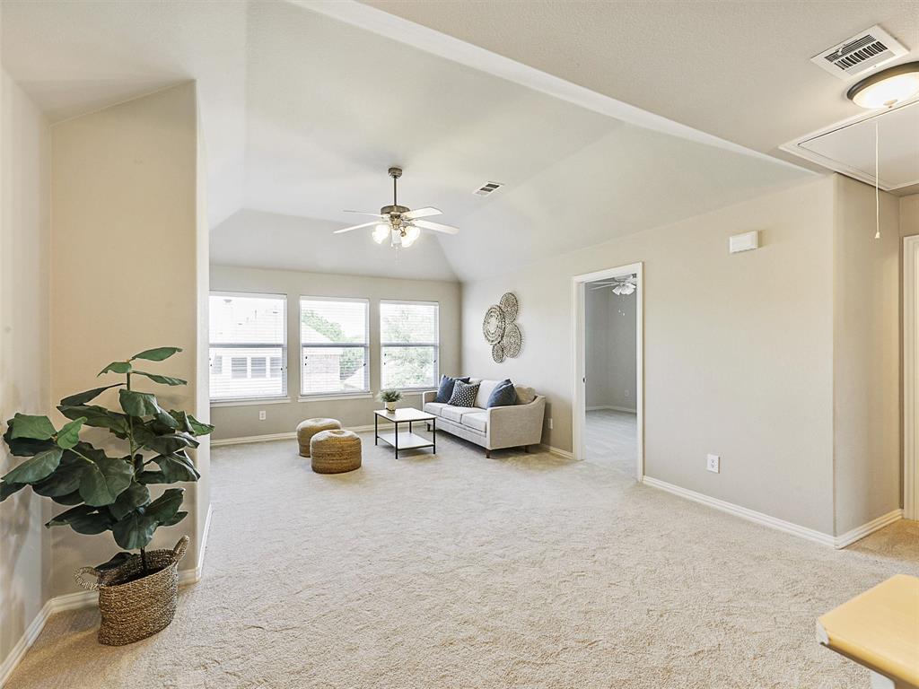 8612 Irwin Court Property Photo 23