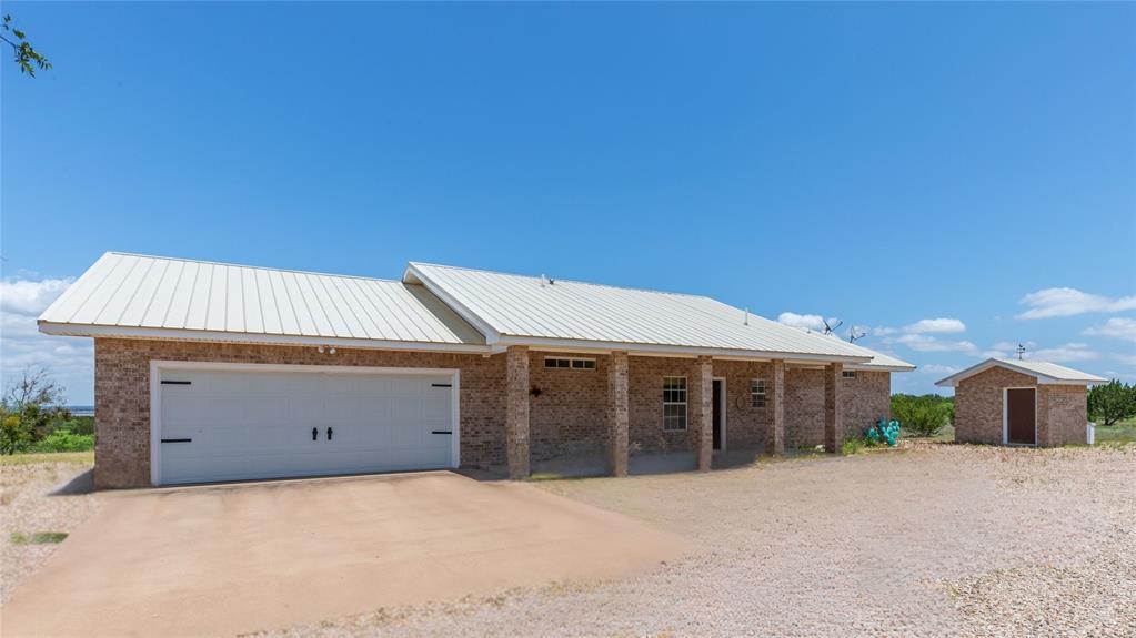 11072 Phillip Road Property Photo 2