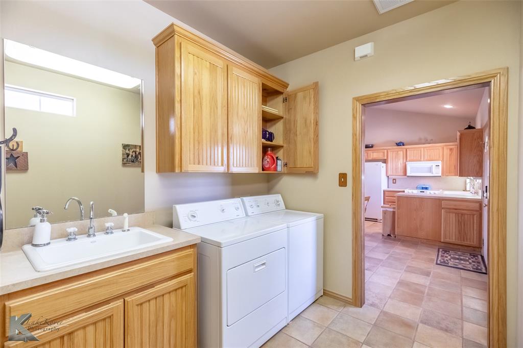 11072 Phillip Road Property Photo 11