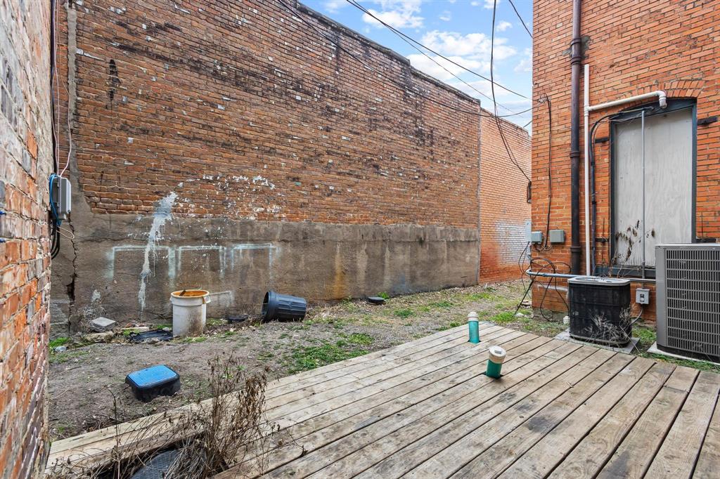 316 N Main Street Property Photo 22