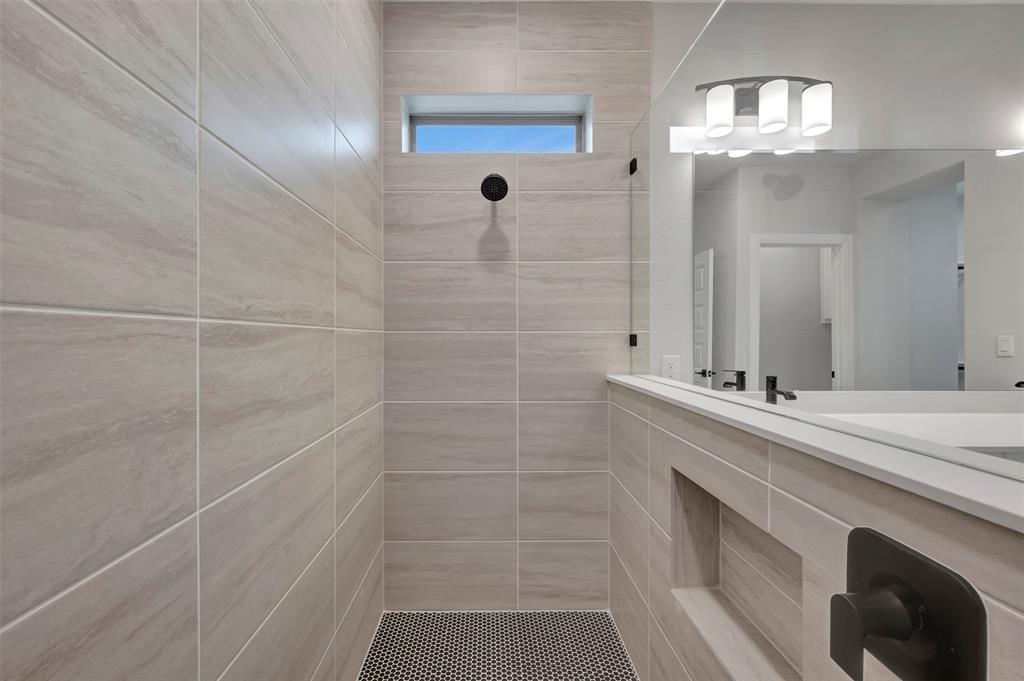 9448 Dahlia Boulevard Property Photo 21