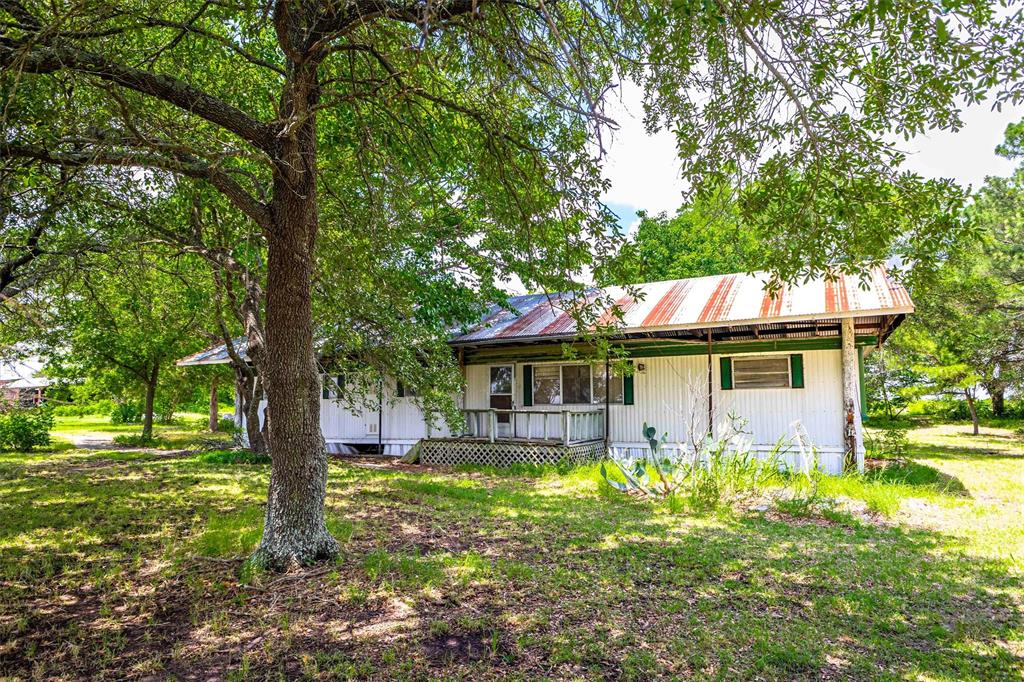 444 Lcr 106 Road Property Photo 34