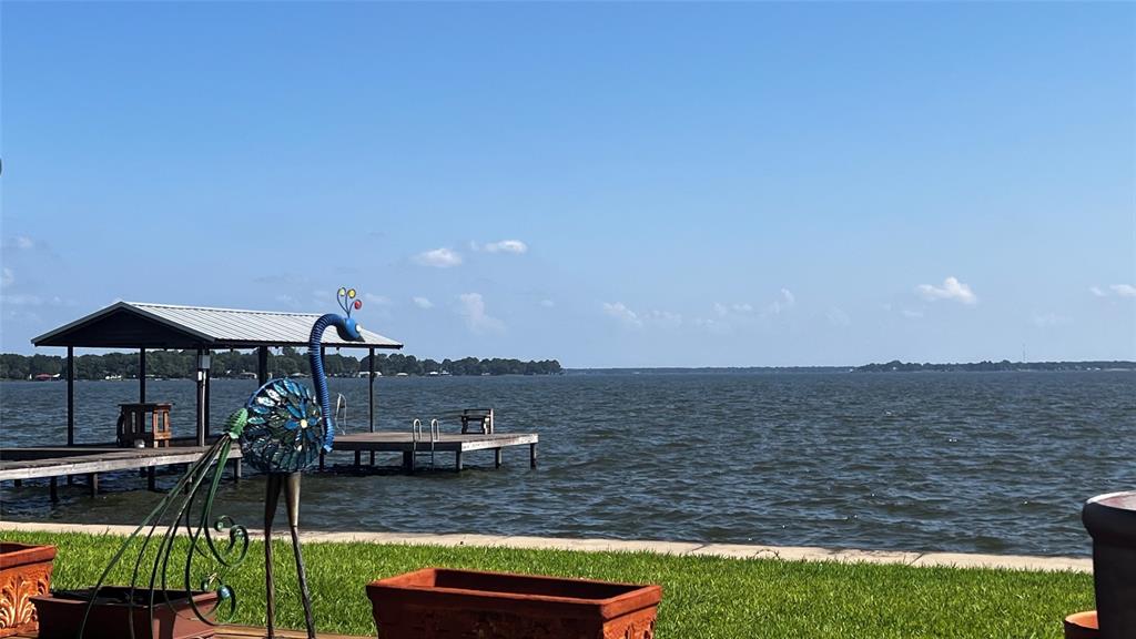 161 Palisade Drive Property Photo 3