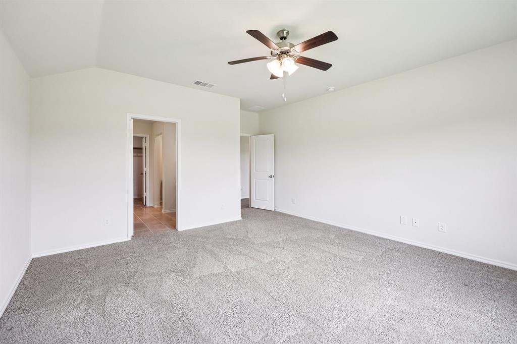 205 Roughrider Trail Property Photo 30