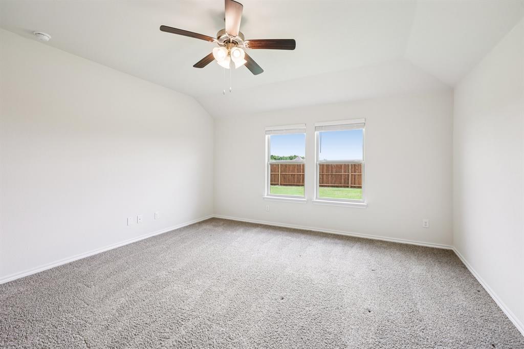 205 Roughrider Trail Property Photo 31