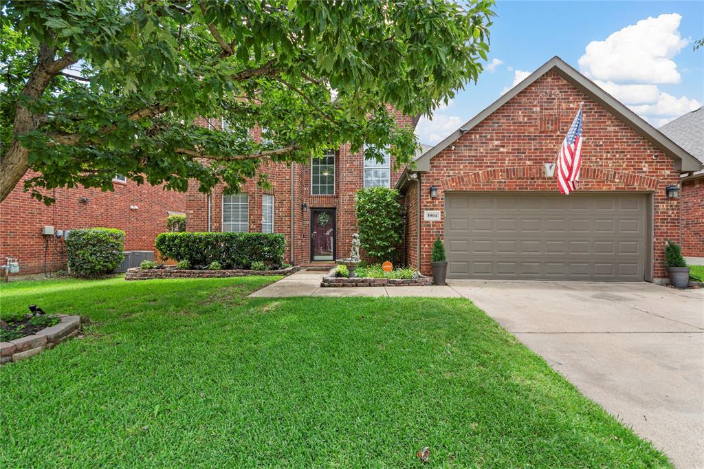 5904 Meadowcrest Lane Property Photo 2