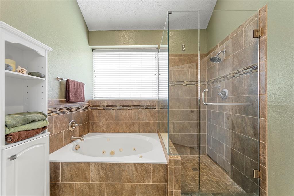 5904 Meadowcrest Lane Property Photo 17