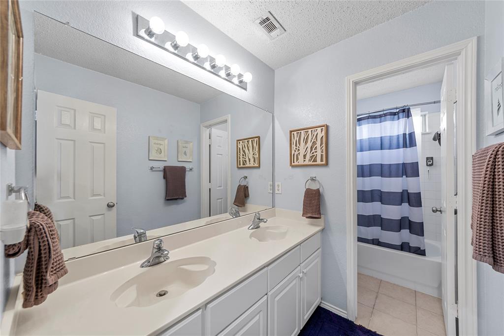 5904 Meadowcrest Lane Property Photo 22