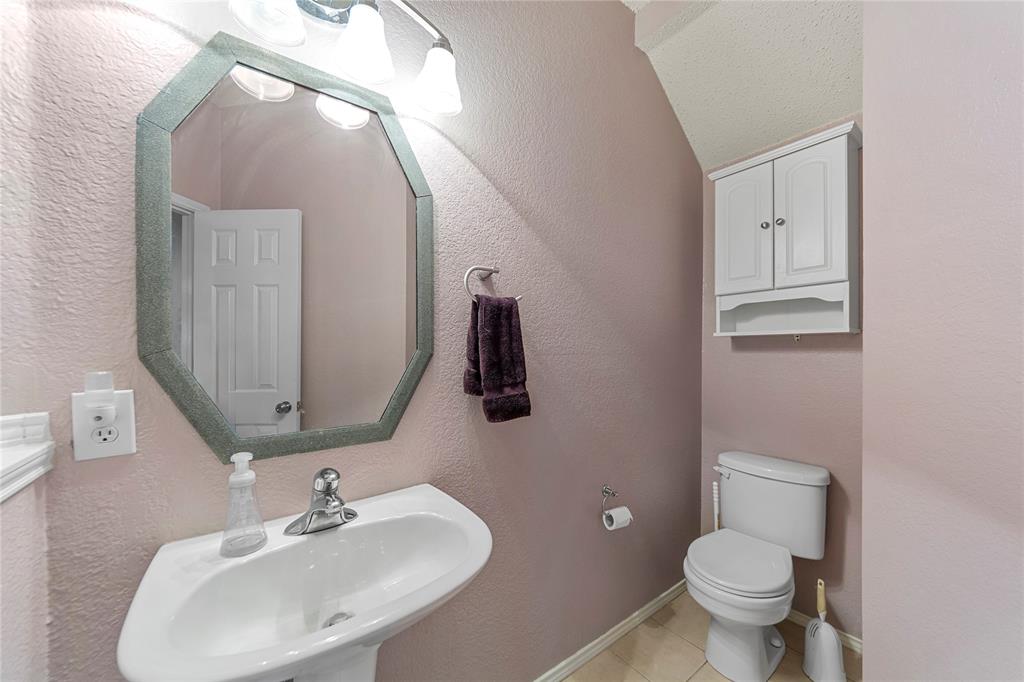 5904 Meadowcrest Lane Property Photo 27
