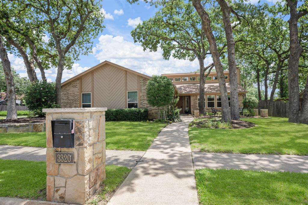 3320 Pin Oak Lane Property Photo 1