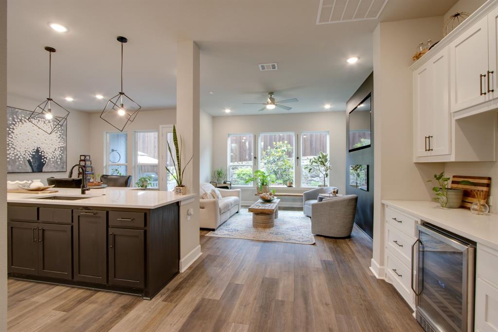 8028 Emerald Rock Drive Property Photo 1