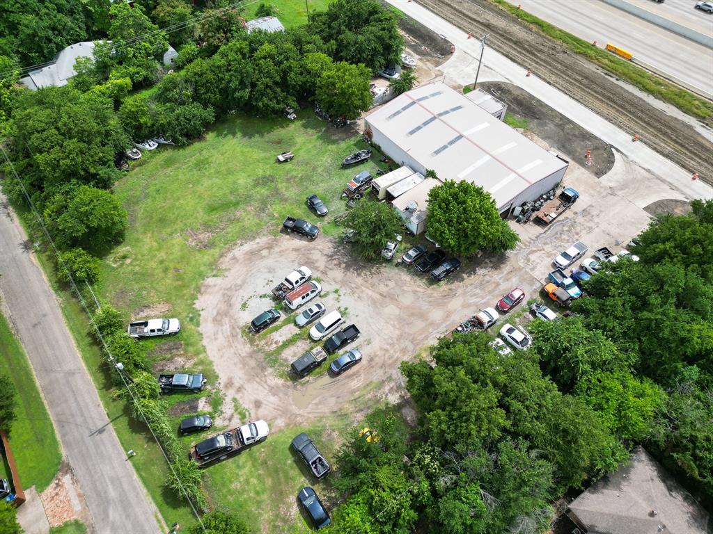 630 N I-35 Frontage Road Property Photo 7
