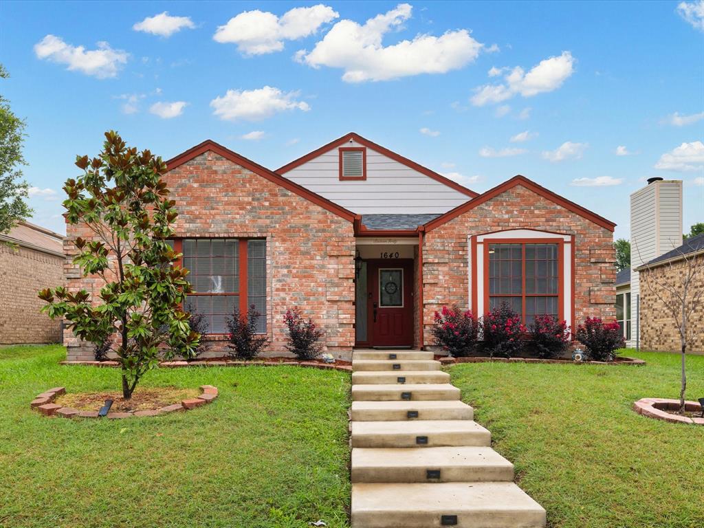 1640 Lemonwood Circle Property Photo 1