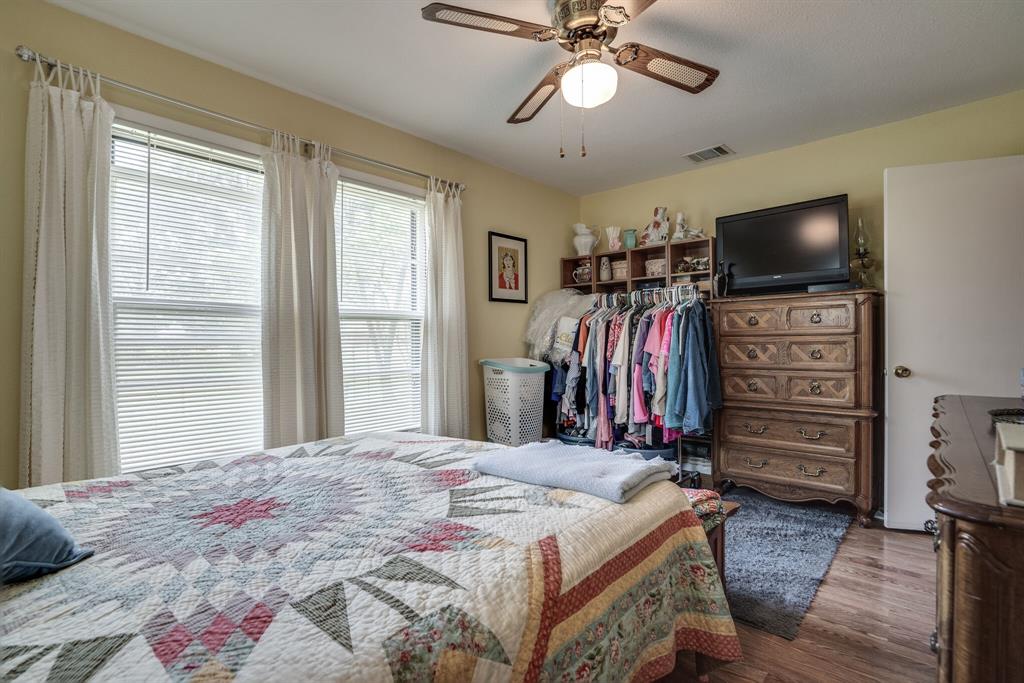 201 S Lake Dallas Drive Property Photo 18