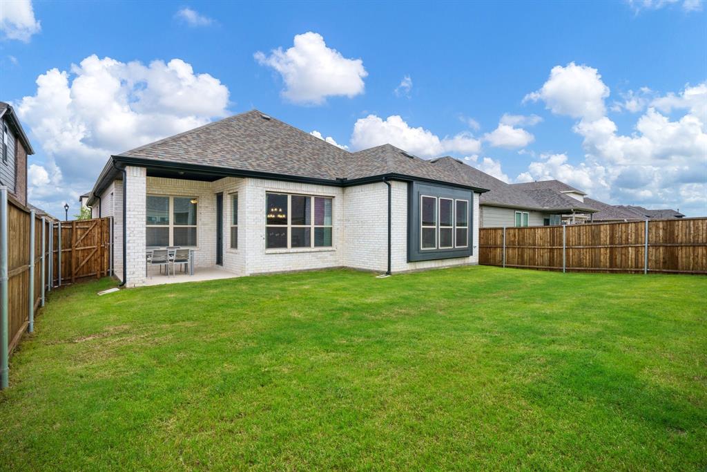 1116 Elijah Drive Property Photo 17