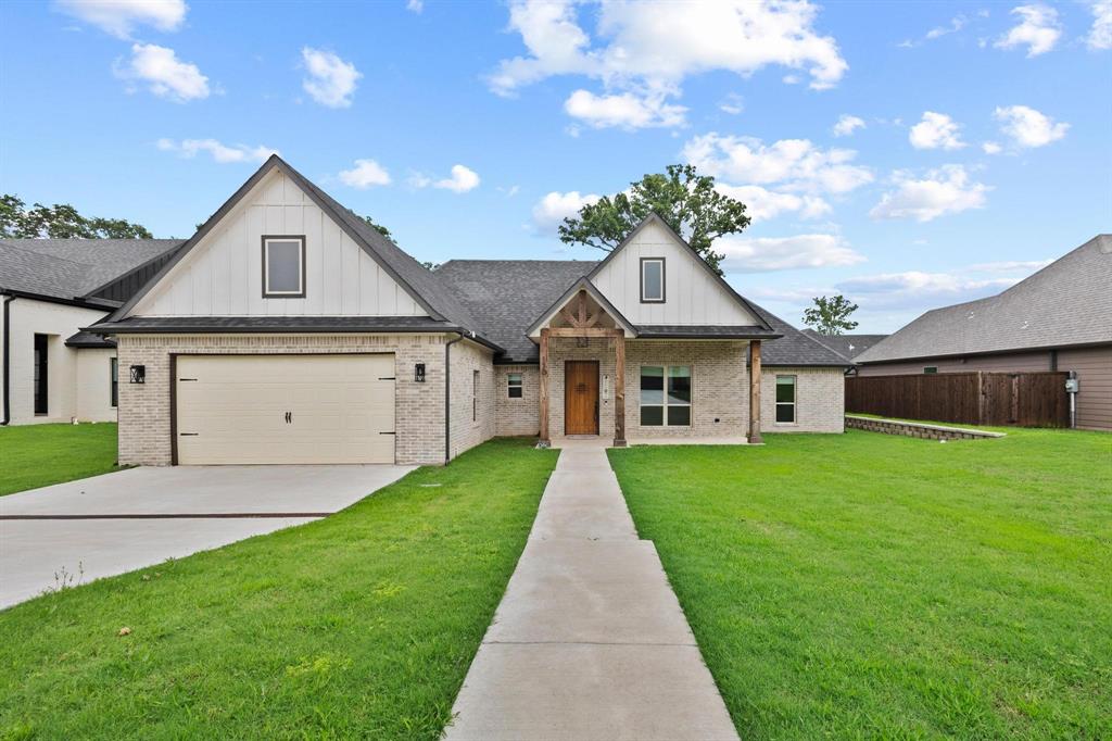 150 Bent Oak Drive Property Photo 1