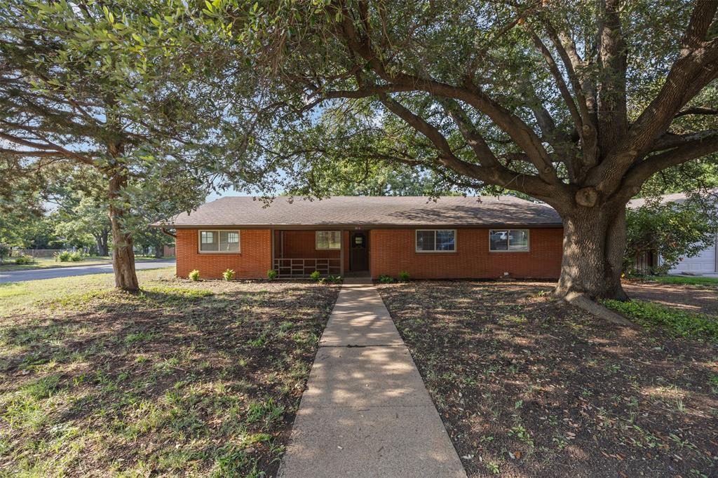 3212 Medina Avenue Property Photo 1