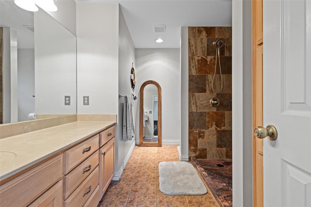 212 Peachtree Lane Property Photo 1