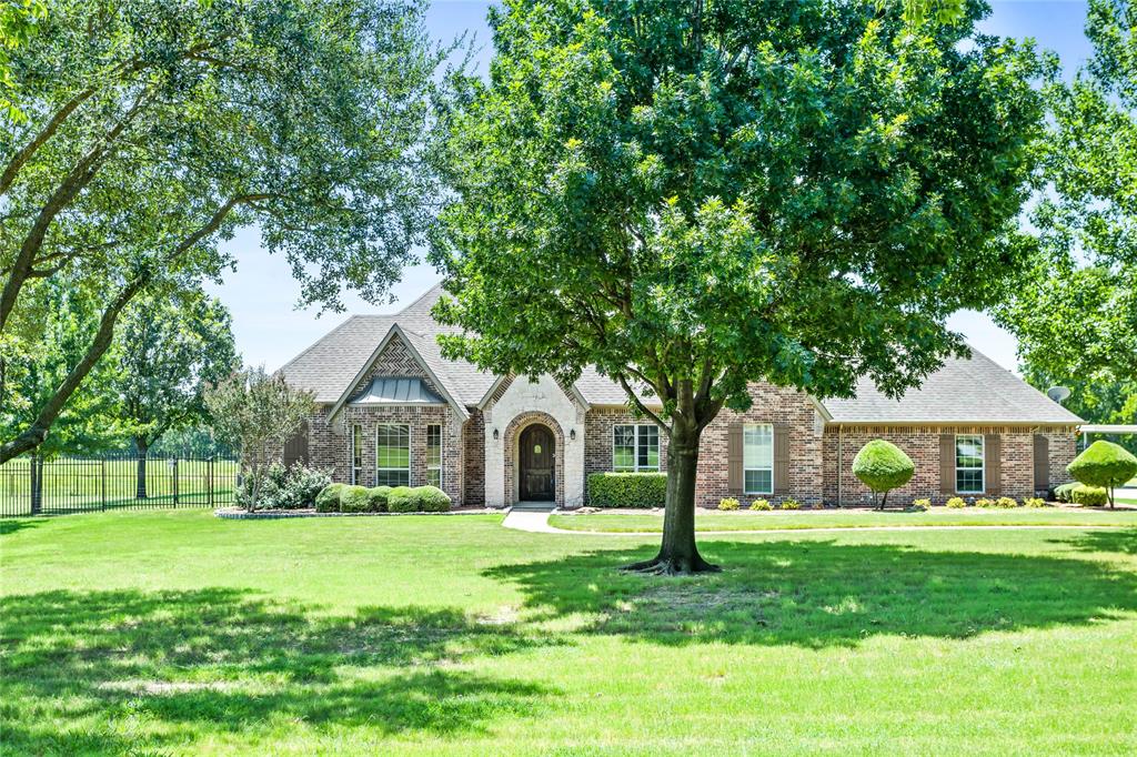 502 Long Creek Road Property Photo 1