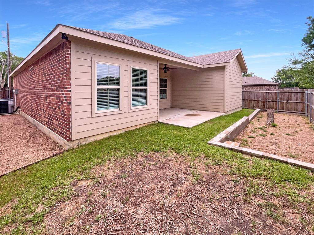 809 Merriot Street Property Photo 8