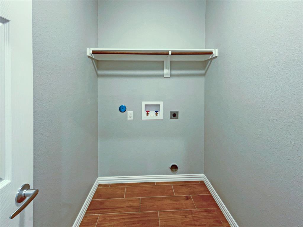 809 Merriot Street Property Photo 14