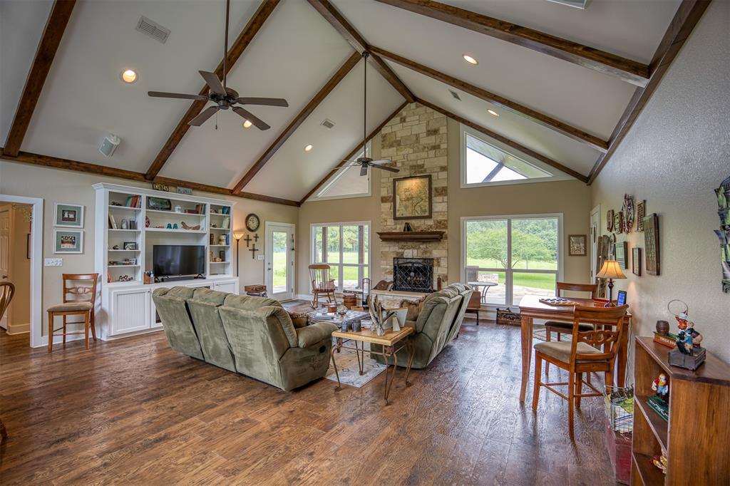 2219 Acr 1217 Property Photo 8