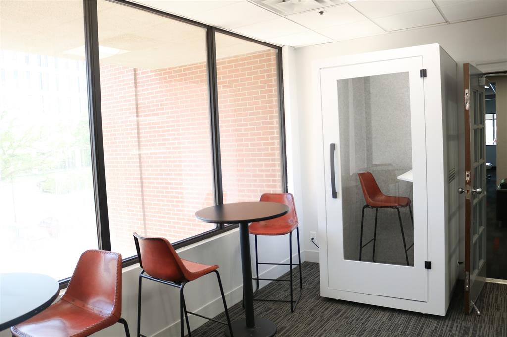 1903 Central Drive Property Photo 12