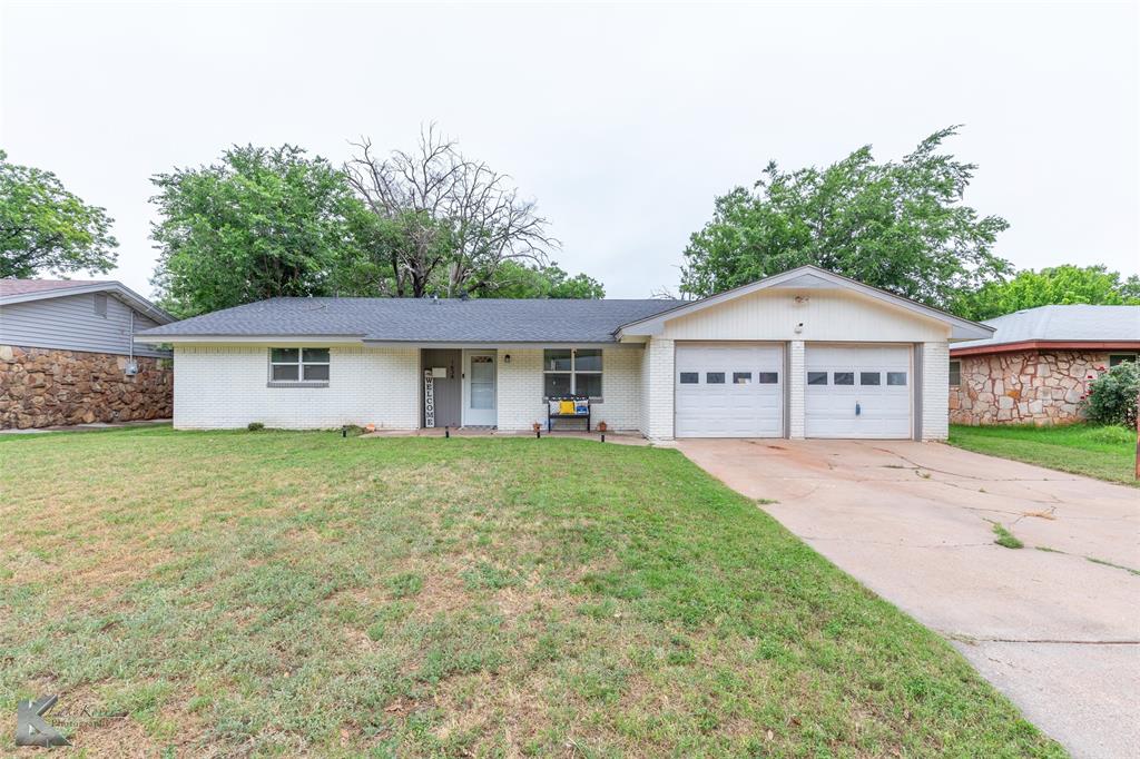 1638 Marsalis Drive Property Photo 1