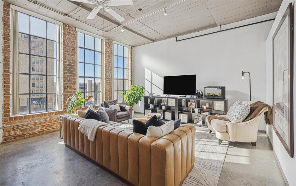 1122 Jackson Street 306