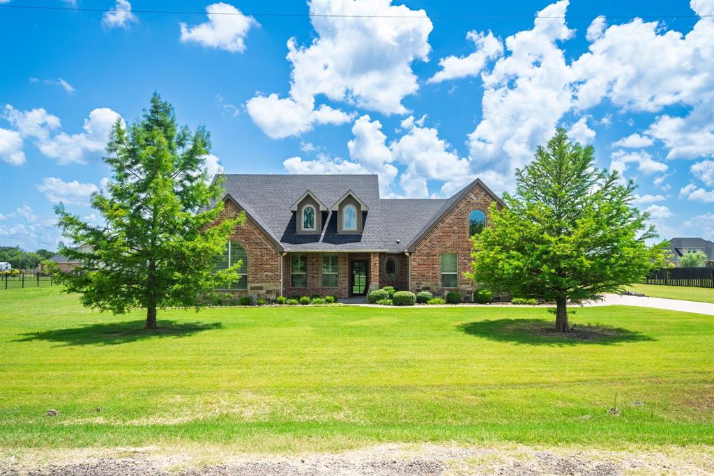 4221 County Road 2613 Property Photo 2