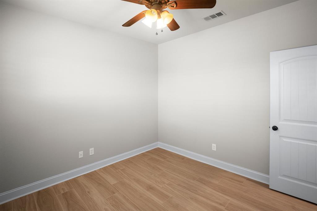 4221 County Road 2613 Property Photo 20