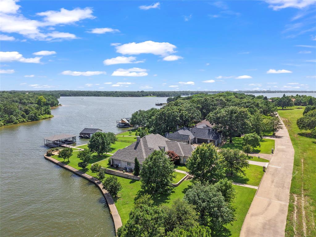 229 Lakeside Drive Property Photo 1