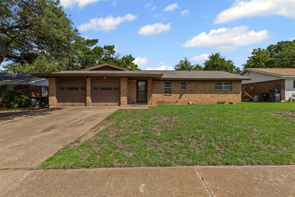1312 Roberts Avenue Property Photo 1