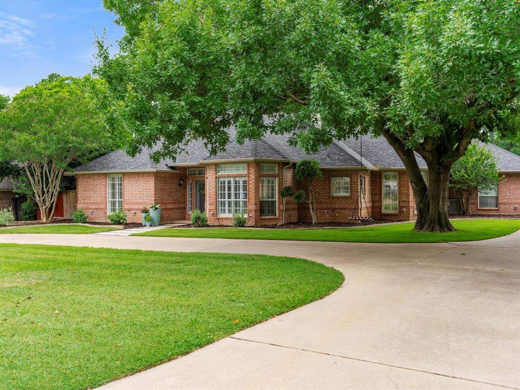 9120 Timber Oaks Drive Property Photo 1